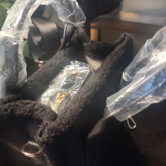 Black Tote Bag - Picture 7 of 12